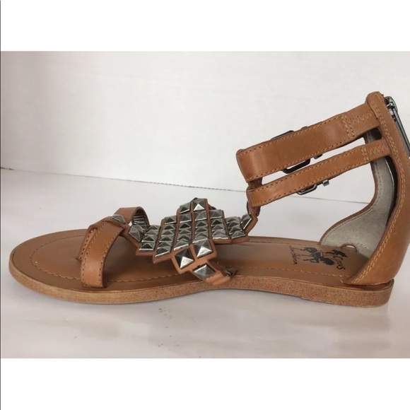 New Circus Sam Edelman Macy Gladiator Metal Antique Studs Leather Women Sandal 6 - Picture 8 of 9